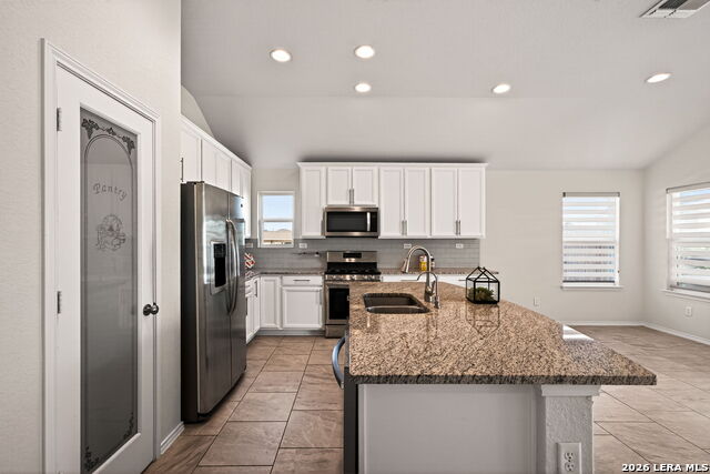672 Ridgemeadow Dr Property Photo 11