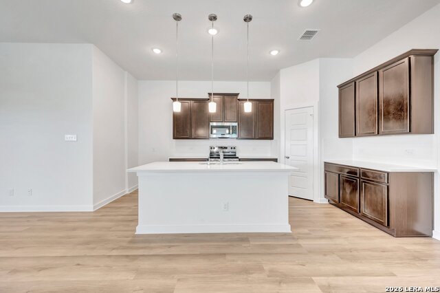 118 Stabler Square Property Photo 2