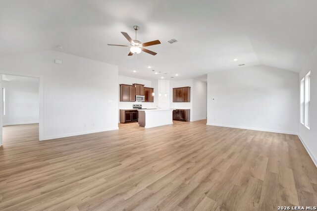 118 Stabler Square Property Photo 10