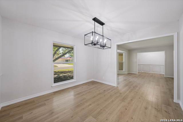 654 Richfield Property Photo 8