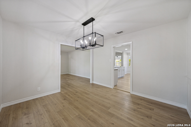 654 Richfield Property Photo 10