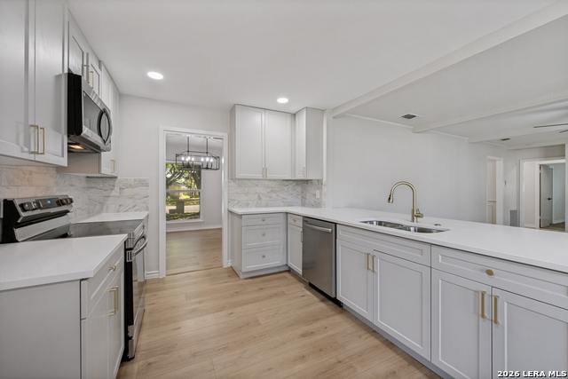 654 Richfield Property Photo 16