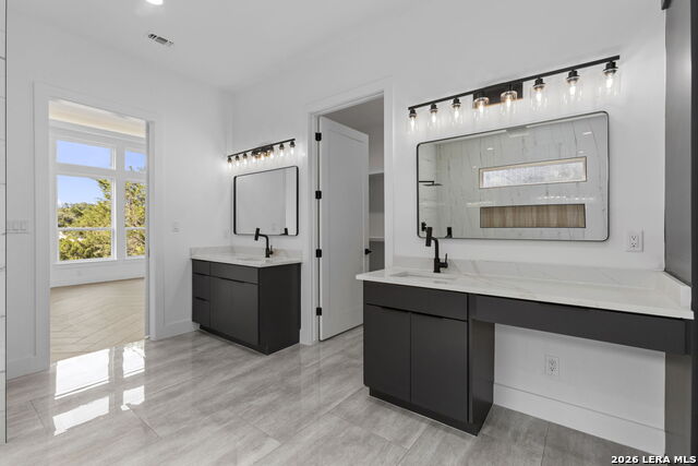 10907 Nina Rdg Property Photo 32