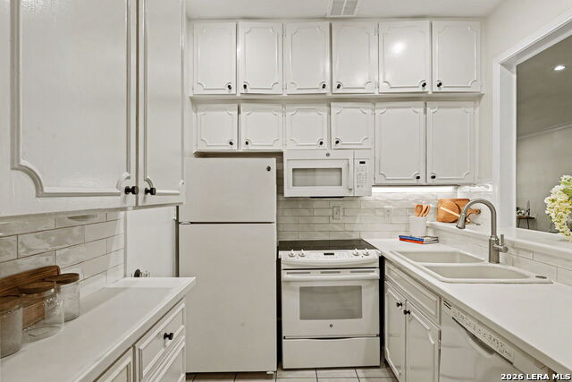 7711 Broadway Property Photo 9