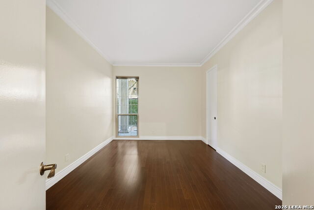 7711 Broadway Property Photo 11