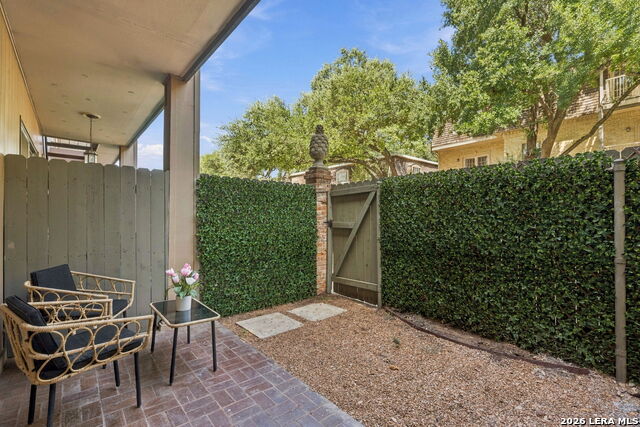 7711 Broadway Property Photo 20