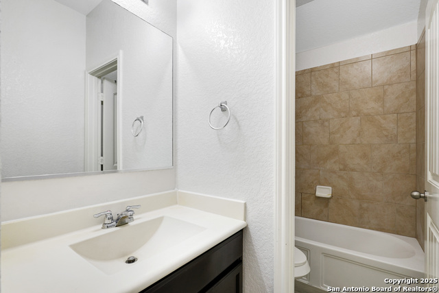 8907 Wyatts Run Property Photo 20