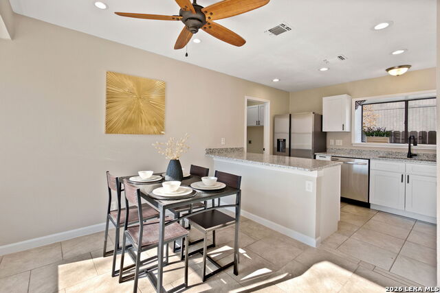 9807 Sugarloaf Dr Property Photo 8