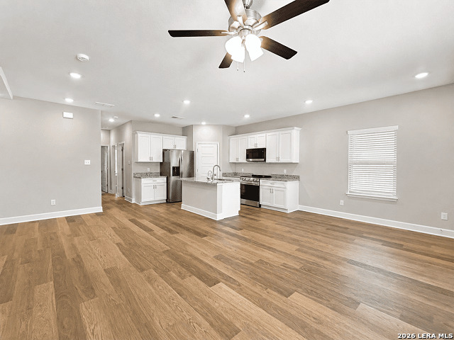 7142 Magnolia Crk Property Photo 4