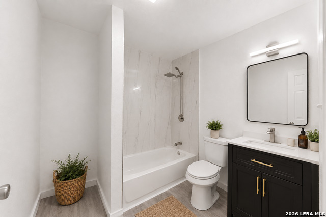 2721 Colima St Property Photo 8