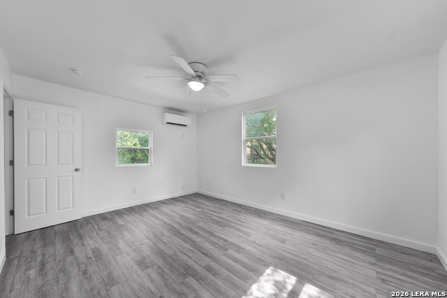 2721 Colima St Property Photo 12
