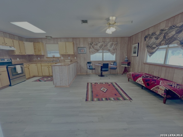 230 De Zavala St Property Photo 5