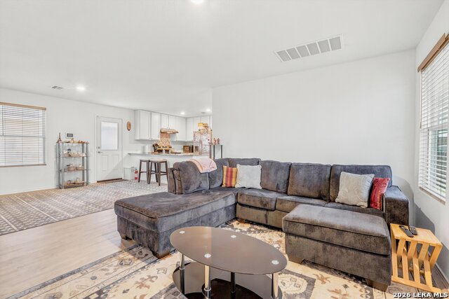 502 Primrose Property Photo 6