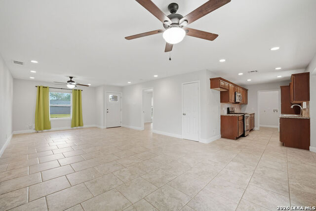 14331 Brangus Property Photo 1