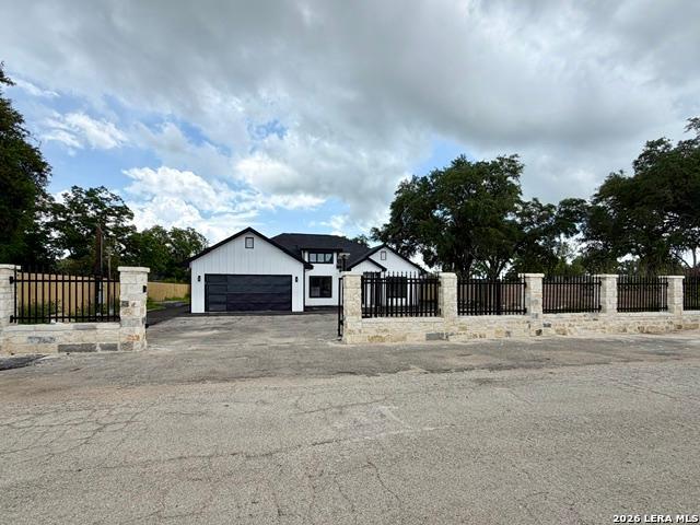 1208 Trail Property Photo 1