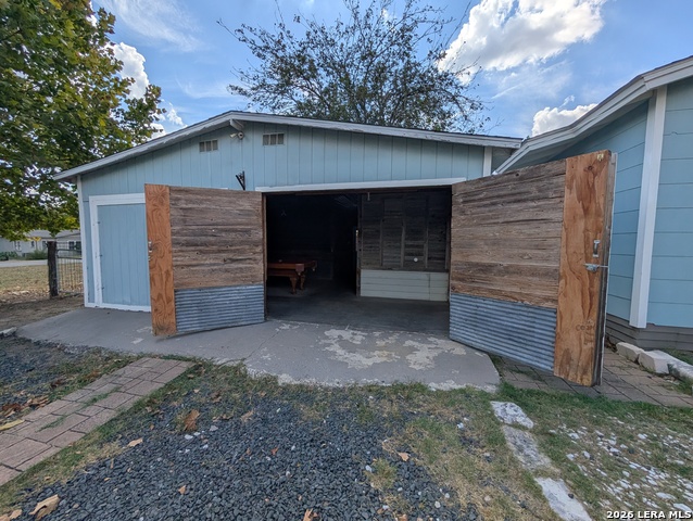 890 Josephine St Property Photo 34