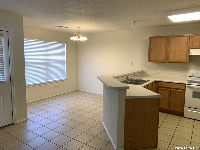 3014 Green Mountain Dr Property Photo 8