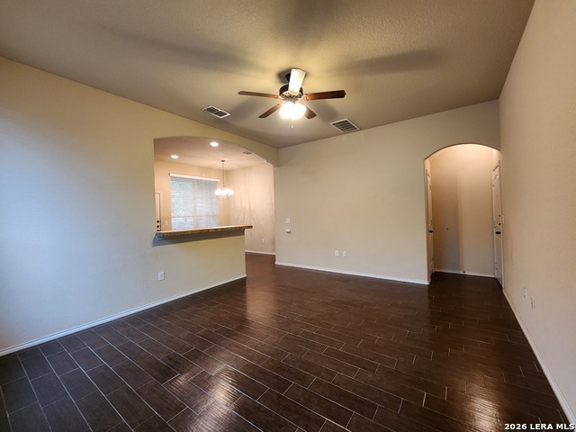 622 Creekside Cir Property Photo 5