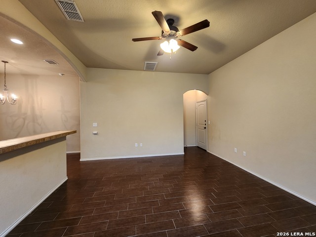 622 Creekside Cir Property Photo 6