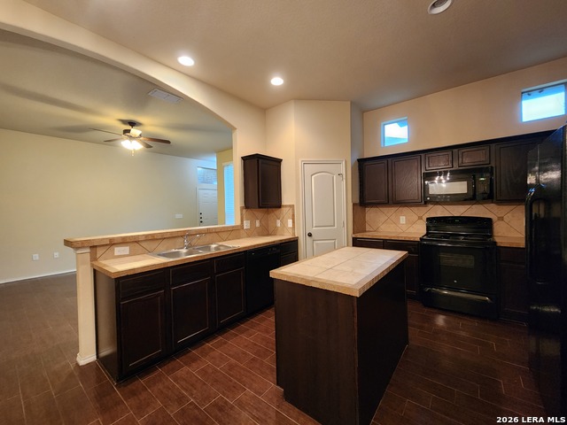 622 Creekside Cir Property Photo 8