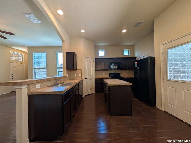 622 Creekside Cir Property Photo 8