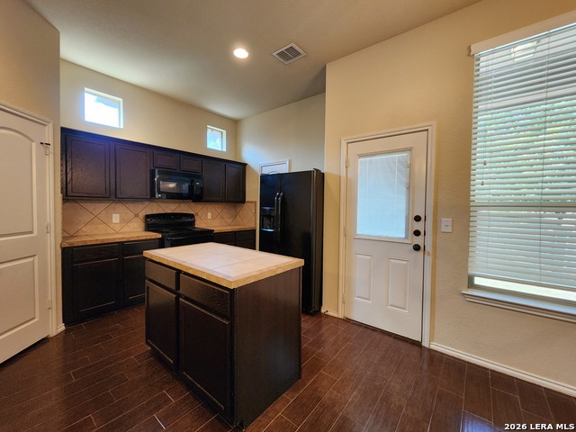 622 Creekside Cir Property Photo 11