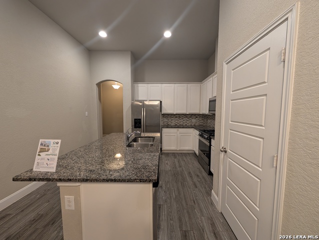 1211 Old Fm 306 Property Photo 6