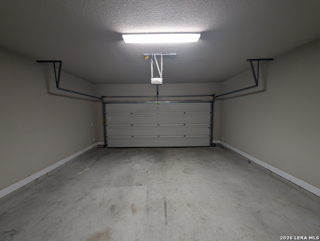 1211 Old Fm 306 Property Photo 19