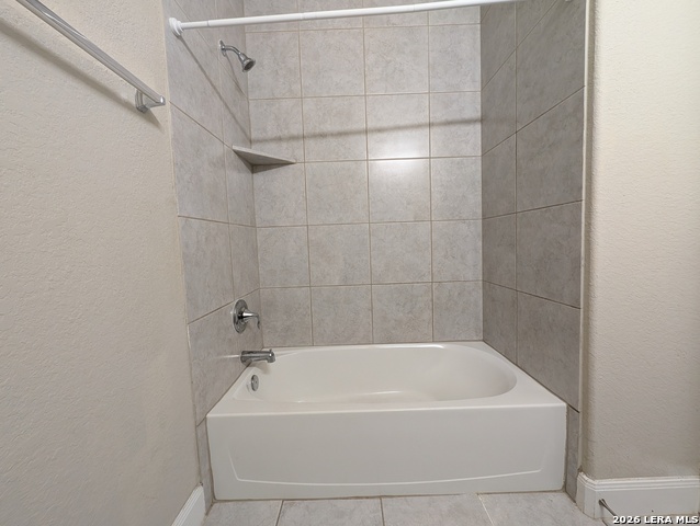 1209 Old Fm 306 Property Photo 18