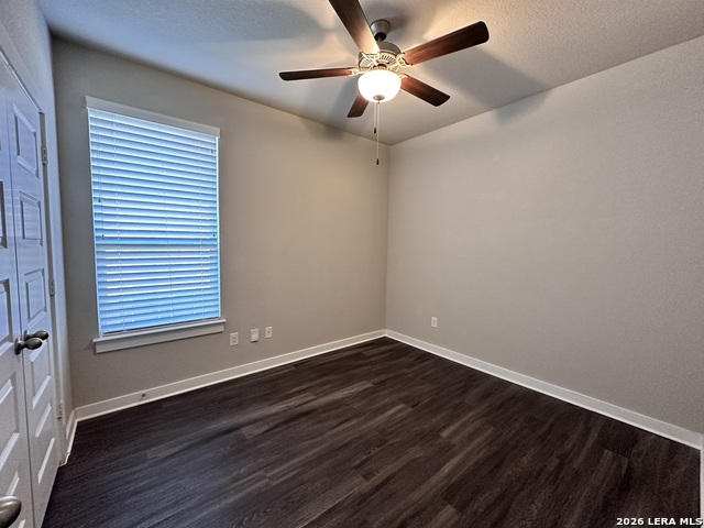 371 Creekside Curv Property Photo 11
