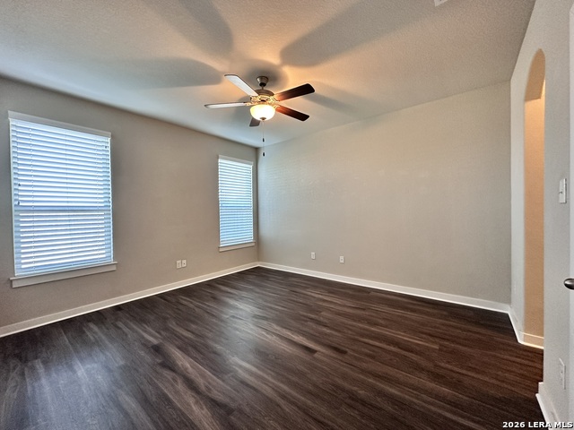 371 Creekside Curv Property Photo 15