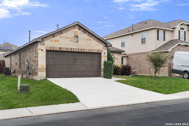 7911 Deepwell Dr Property Photo 3