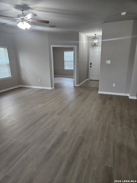 7911 Deepwell Dr Property Photo 21