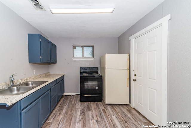 508 Bee St Property Photo 6