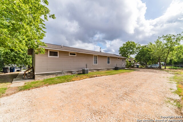 508 Bee St Property Photo 25