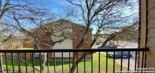 538 Dukeway Dr Property Photo 4
