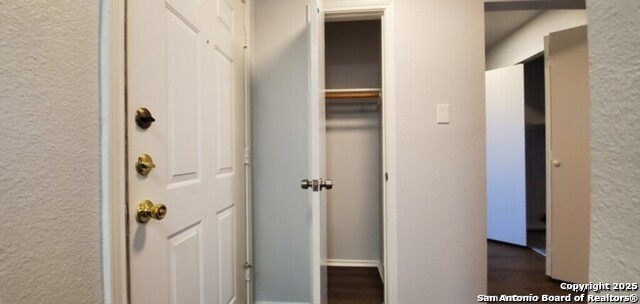 538 Dukeway Dr Property Photo 9