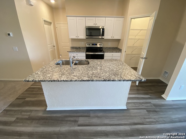 12510 Galatea Property Photo 4