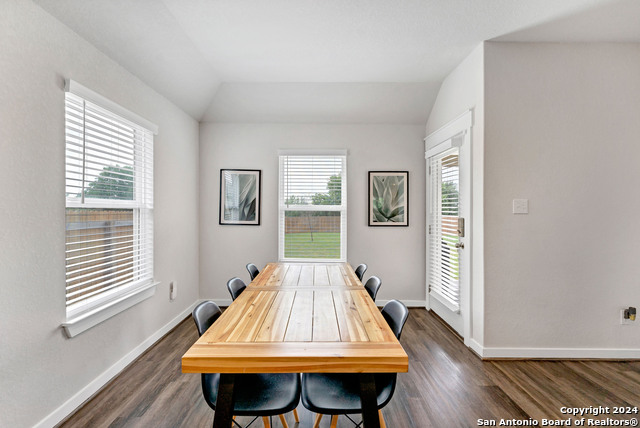 4323 W Vasquez Cir Property Photo 7