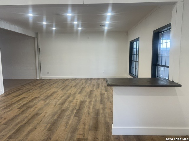 1109 S Main Property Photo 3