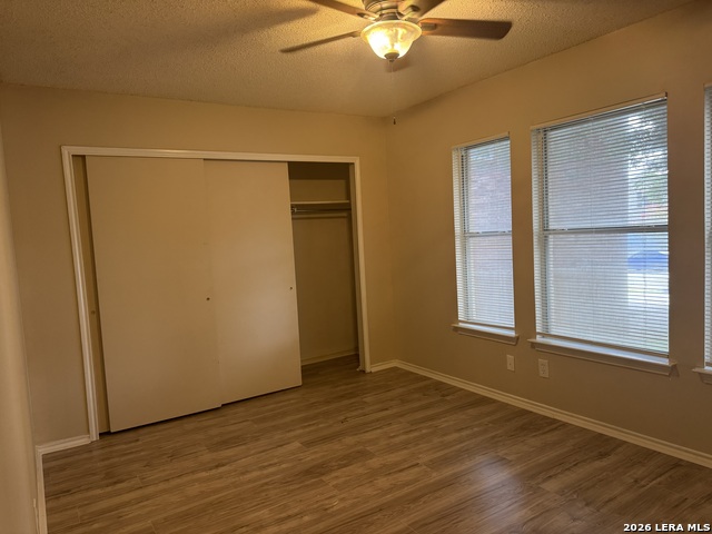 8003 Chestnut Manor Dr Property Photo 6