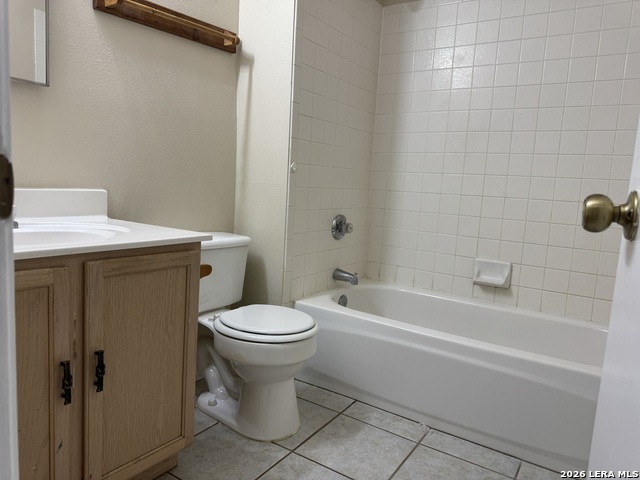 8003 Chestnut Manor Dr Property Photo 10