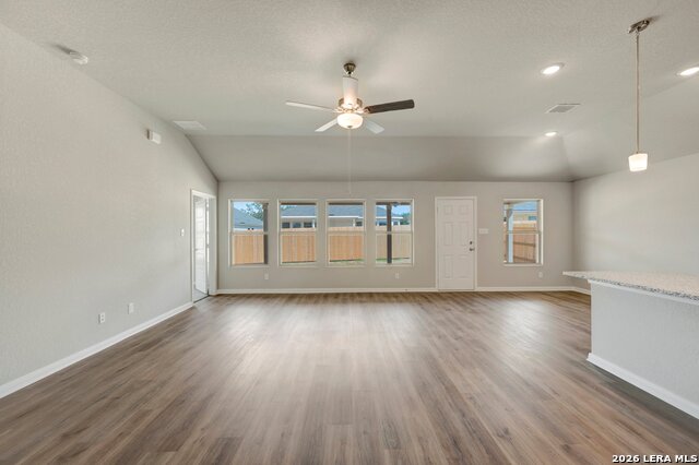 1032 Eagle Crossing Property Photo 12