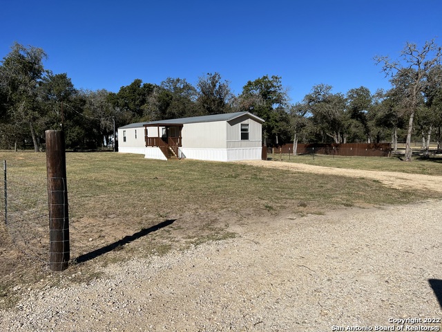 224 Oak View Dr Property Photo 1