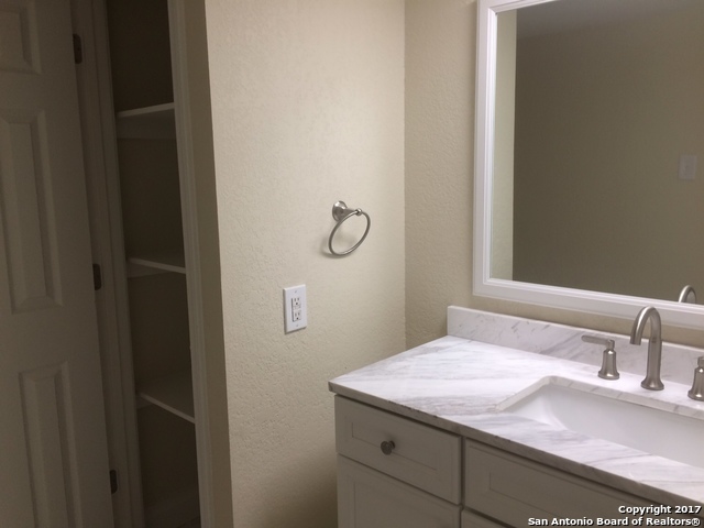 10515 Hillbrook Property Photo 16