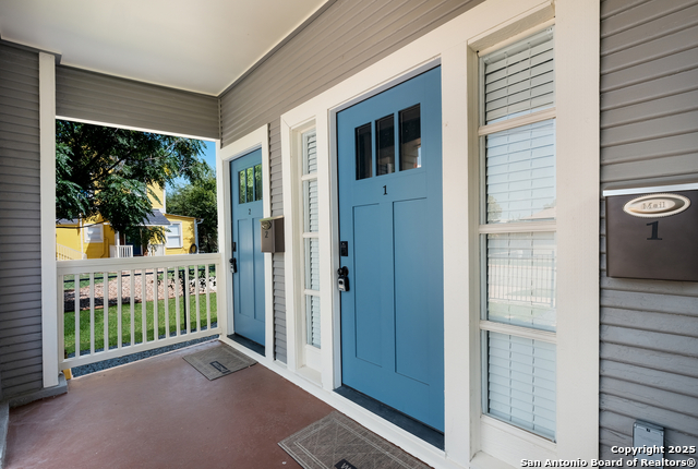 1116 Muncey Property Photo 3