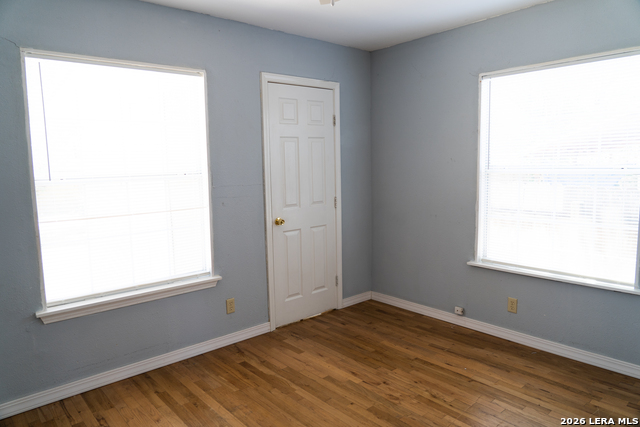 1412 Whitman Ave Property Photo 6