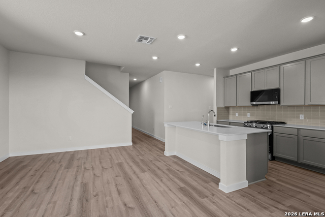 8412 Rocket View Property Photo 5