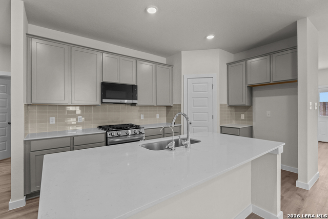 8412 Rocket View Property Photo 8