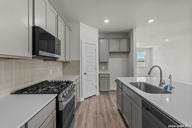 8412 Rocket View Property Photo 9